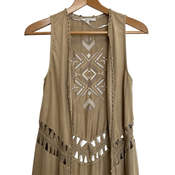 Miss Me Run Wild Faux Suede Light Brown Tan Fringe Maxi Vest Longline Duster Sm - Picture 3 of 10